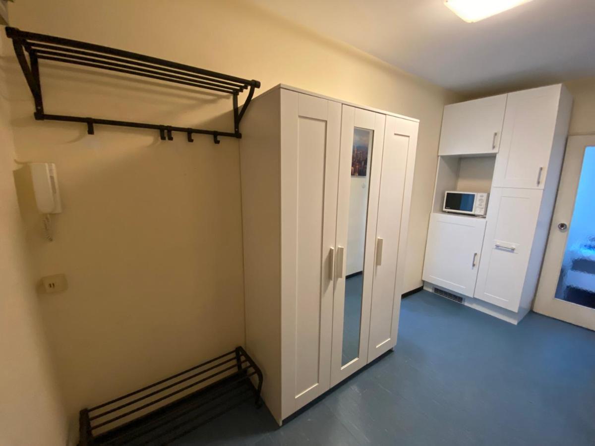 Vienna4 Apartament *